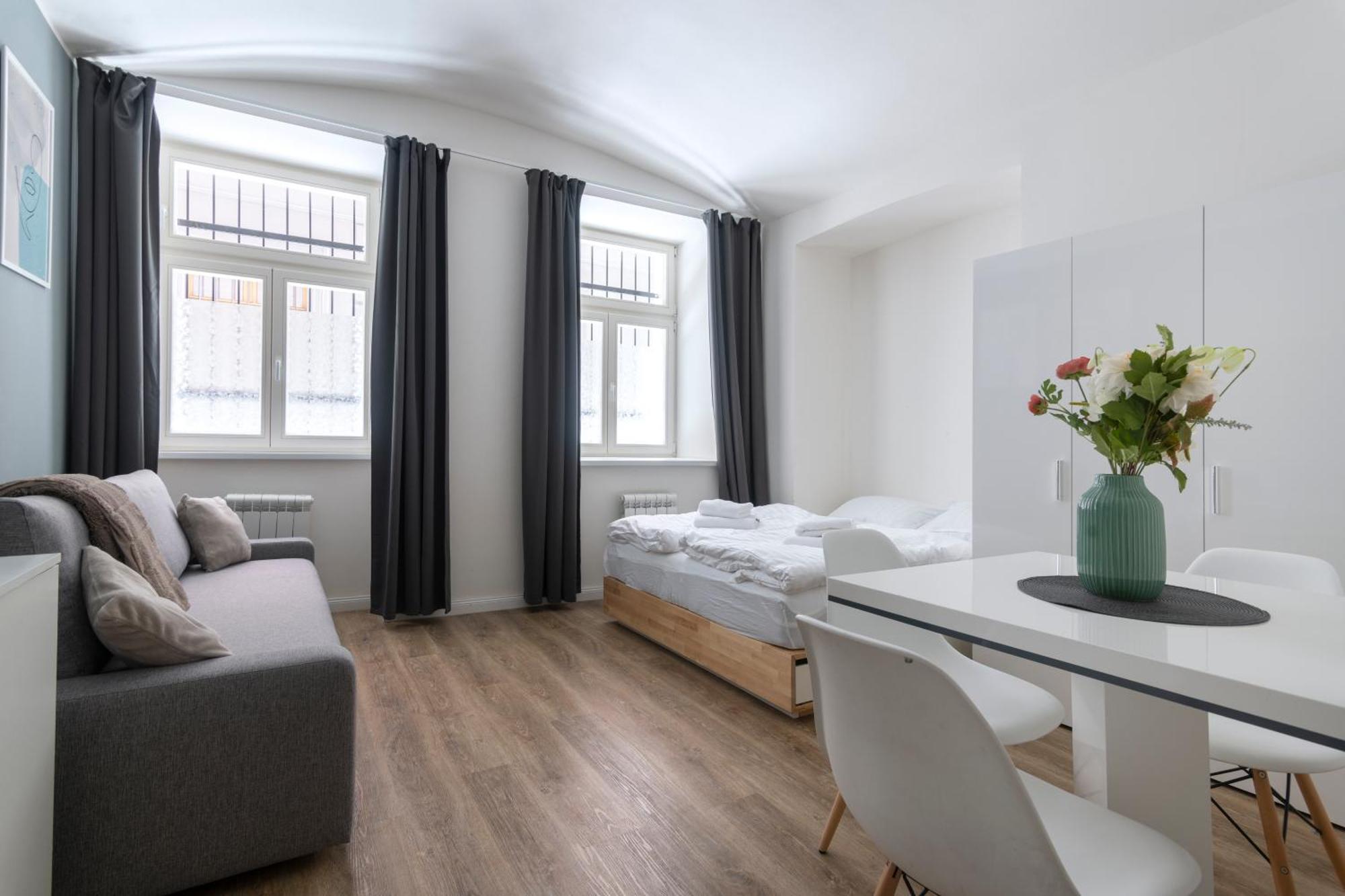 Emerald Apartments Boutique Residence Praga Esterno foto